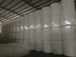 Rollo gigante de papel higiénico de pulpa de madera virgen industrial 100%